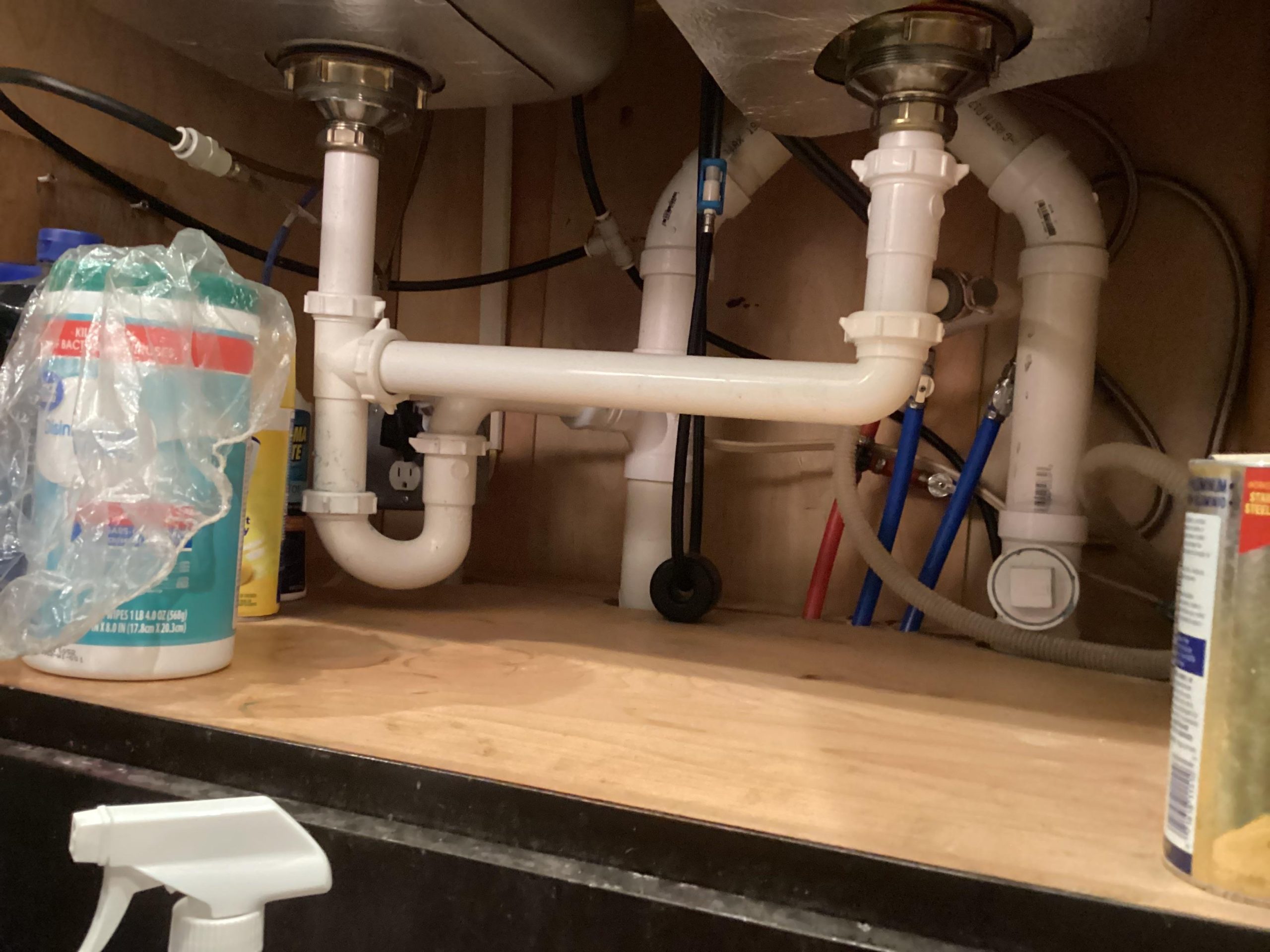 تشخیص و رفع گرفتگی لوله‌ها: بهترین روش‌ها و ابزارهای مورد نیاز