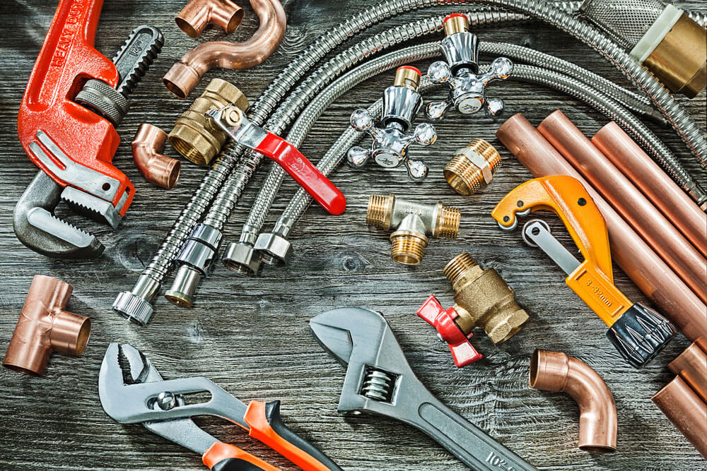 آشنایی با ابزارهای لوله بازکنی و کاربردهای آنها 3 نکات ایمنی در استفاده از ابزارهای لوله بازکنی