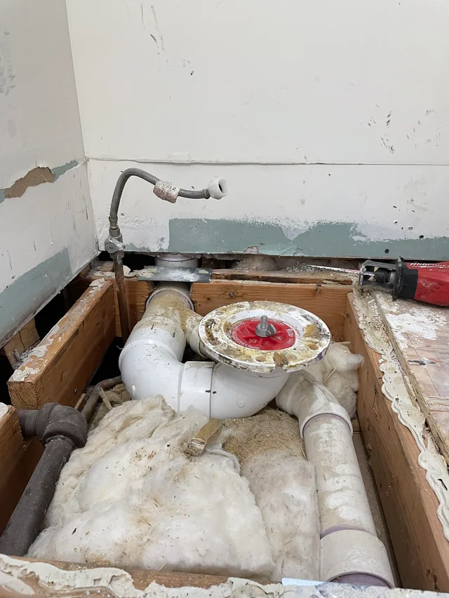 تأثیر گرفتگی لولهها بر زندگی شهری و روشهای مدیریت آن 1 اهمیت سیستمهای لولهکشی در زندگی شهری