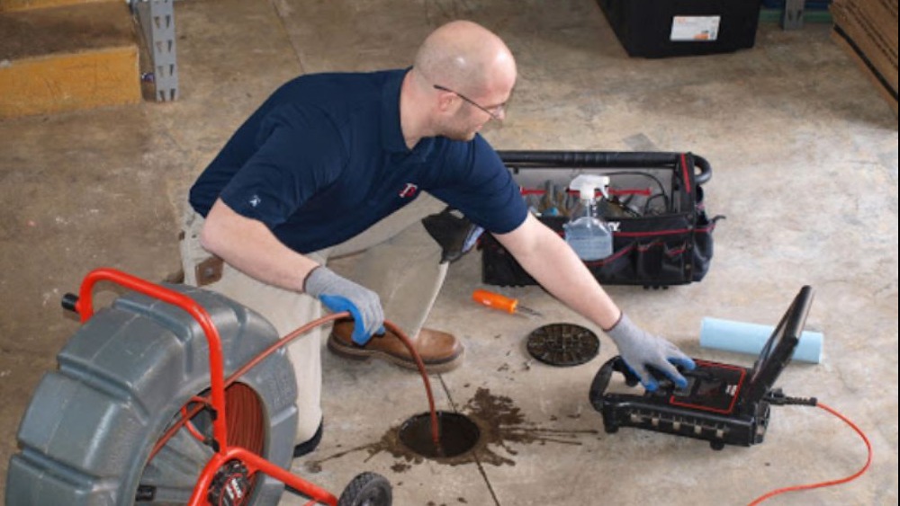 دستگاه‌های لوله بازکنی بر اساس مکش: کارایی و کاربردها