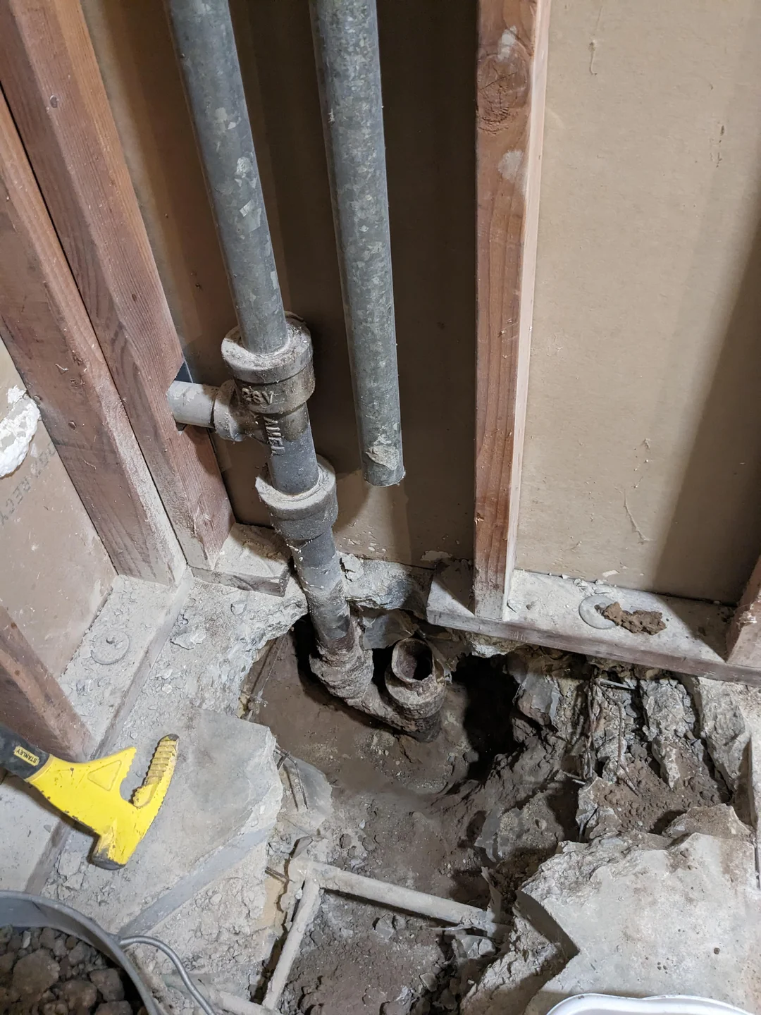 راهکارهای بهبود کیفیت لوله‌کشی در ساختمان‌های قدیمی