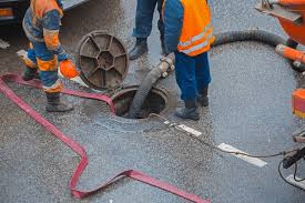 تخلیه چاه و لوله بازکنی: راهکاری اساسی برای رفع مشکلات فاضلاب