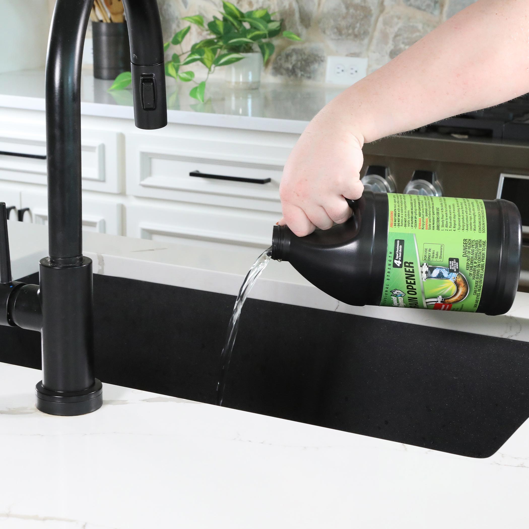 ضدعفونی و پاکسازی حرفه‌ای